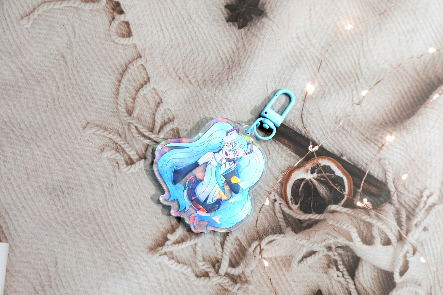 Vocaloid Hatsune Miku Holographic and Acrylic Keychain