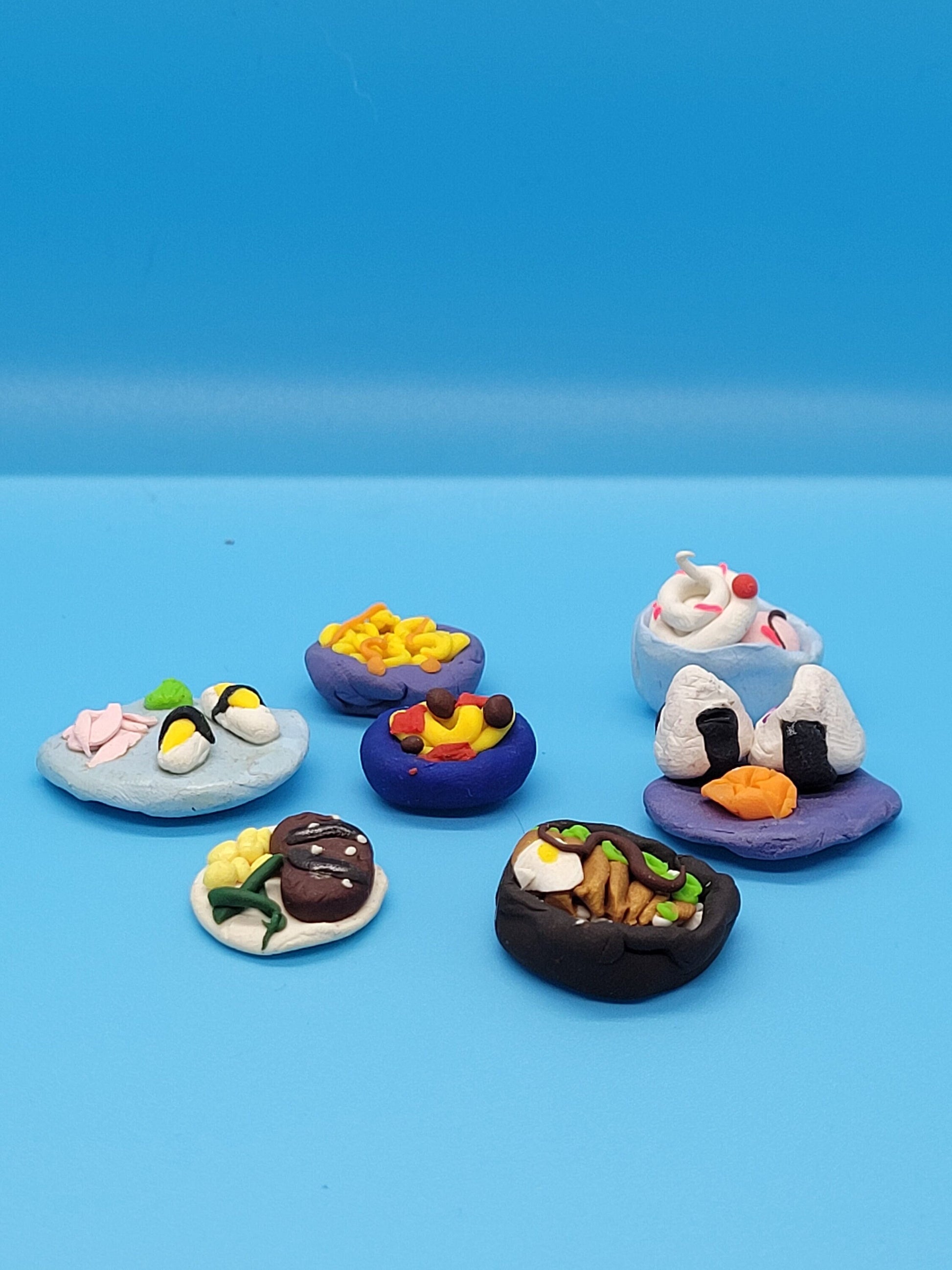 Miniature Meals- DM for Customs!