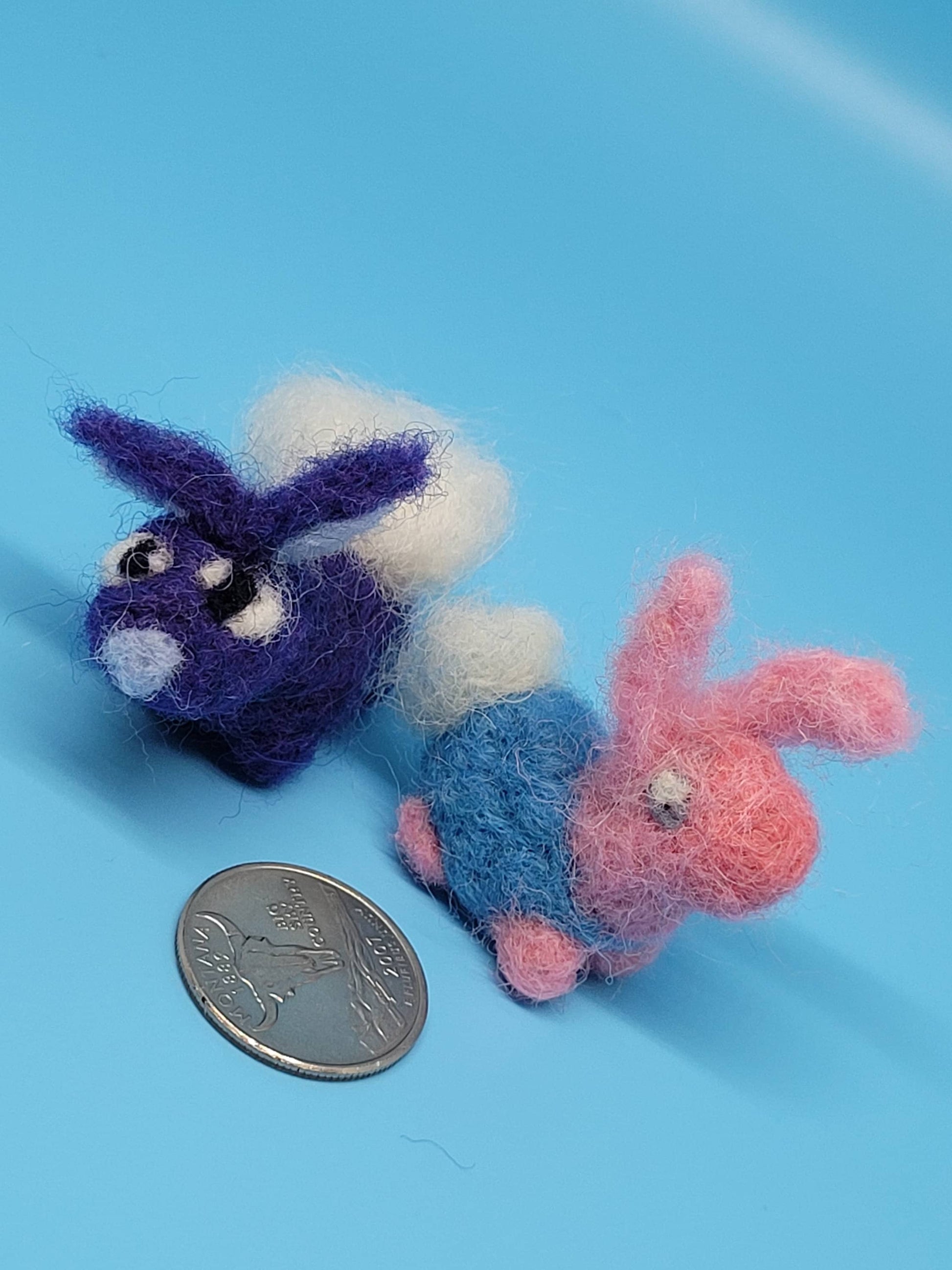 Needlefelt Colorful Bunny - Plush / Soft Sculpture