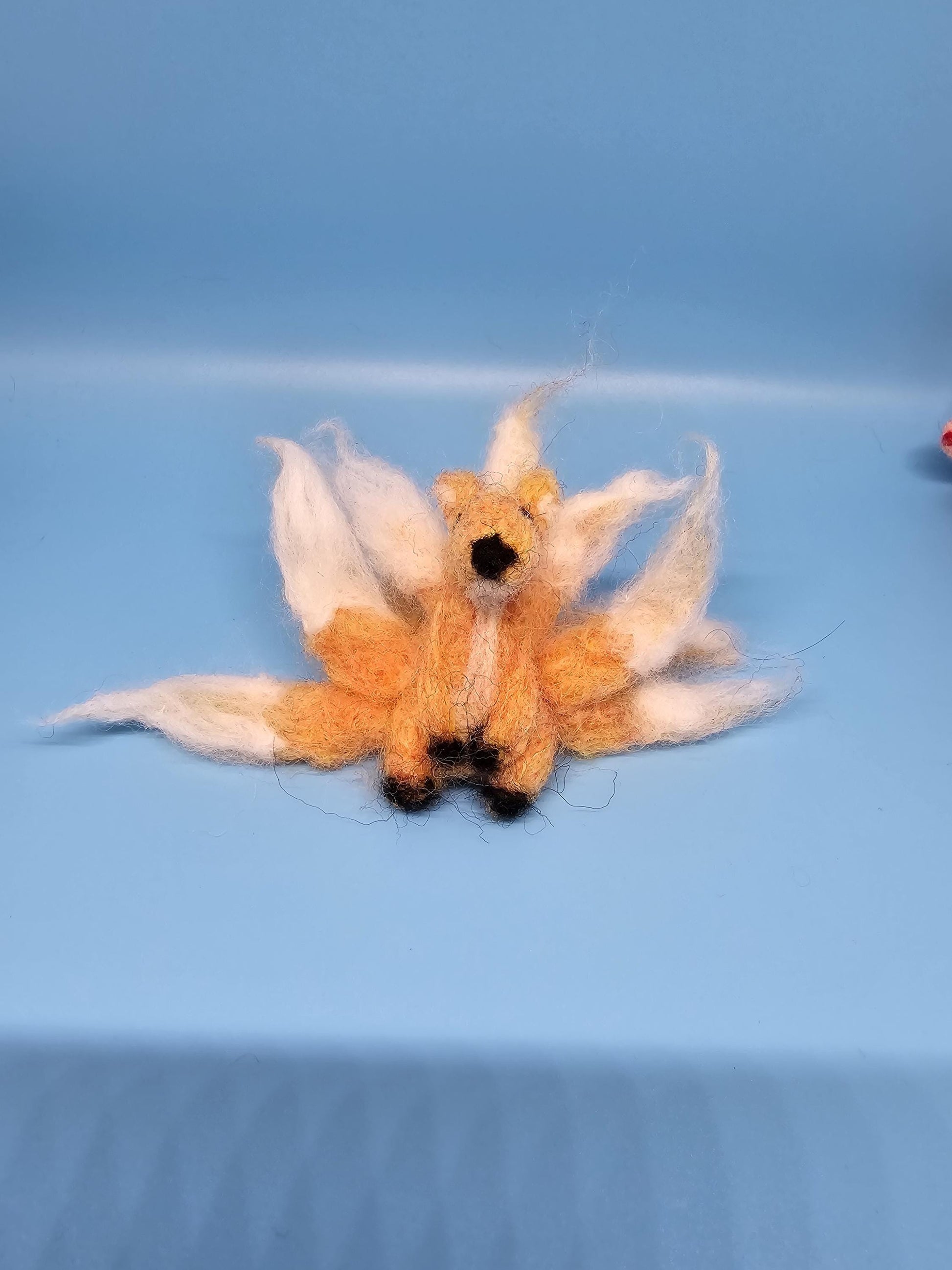 Needlefelt Nine-Tailed Fox - Plush / Soft Sculpture