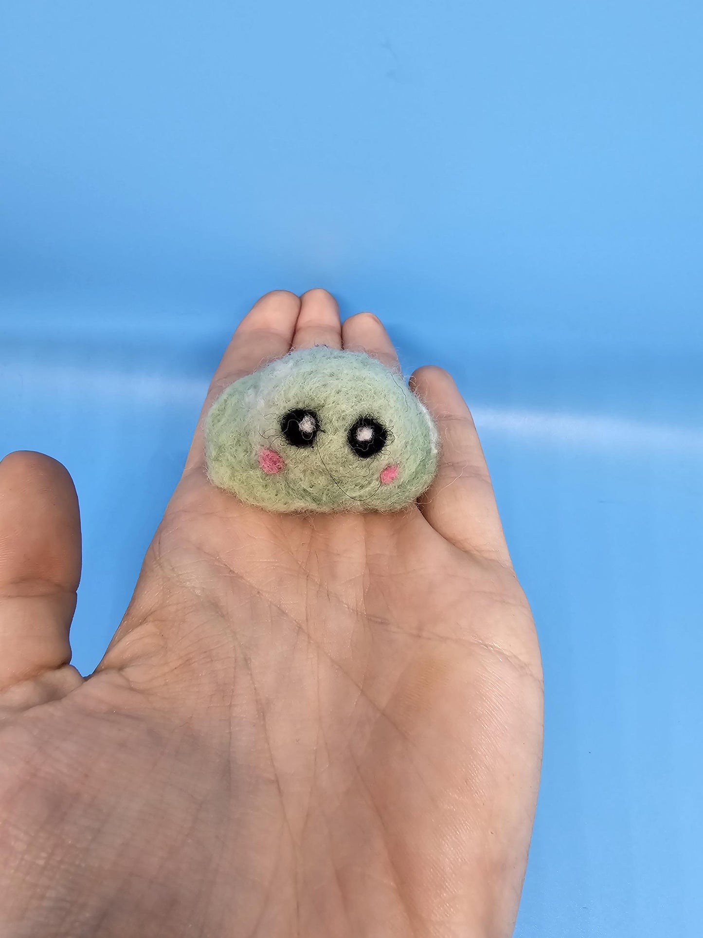 Needlefelt Cute Green Slime - Plush / Soft Sculpture