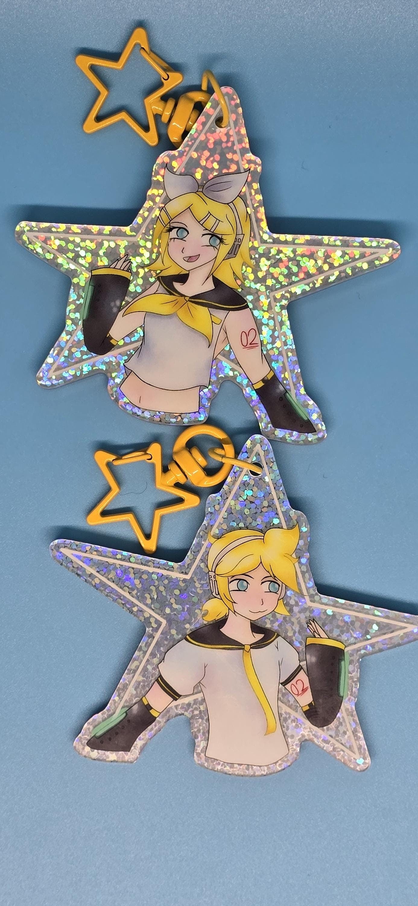 Vocaloid Rin and Len Kagamine Double-Sided Holo Keychain