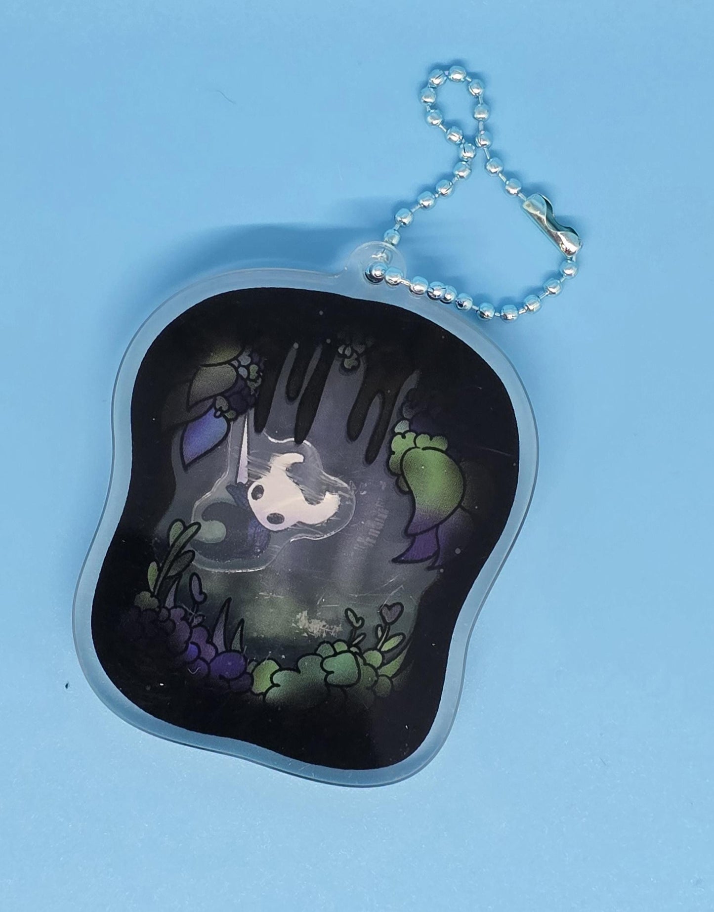 Hollow Knight Vessel Shaker Keychain